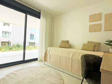 Azata Delmare - Casares Costa - Apartments with spectacular sea views. Strategically located 250m from the beach, Azata Delmare is a complex of 74 apartments of 2 and 3 bedrooms.
