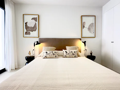 Azata Delmare - Casares Costa - Apartments with spectacular sea views. Strategically located 250m from the beach, Azata Delmare is a complex of 74 apartments of 2 and 3 bedrooms.