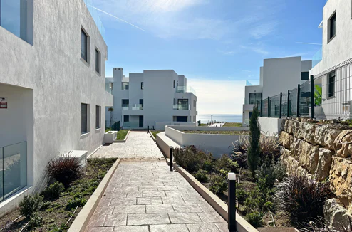 Azata Delmare  - Casares Costa - Apartments with spectacular sea views. Strategically located 250m from the beach, Azata Delmare is a complex of 74 apartments of 2 and 3 bedrooms.
