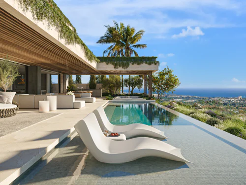 Villa for sale in Benahavis