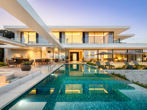 Villa for sale in El Madroñal, Benahavis