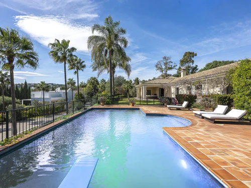 Villa for sale in Sotogrande
