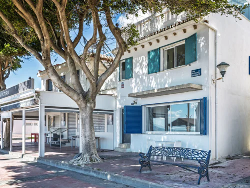 Elegant Four-Bedroom Town House with Panoramic Views in Malaga