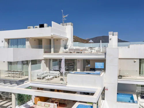 Penthouse for sale in Nueva Andalucia, Marbella