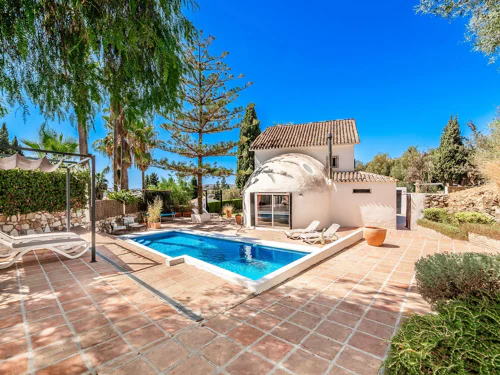 Villa for sale in El Coto, Mijas Costa