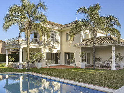 Villa for sale in Guadalmina Alta, San Pedro de Alcantara