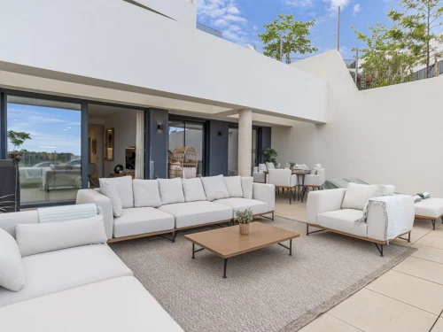 Ground Floor Apartment for sale in Los Altos de los Monteros, Marbella East