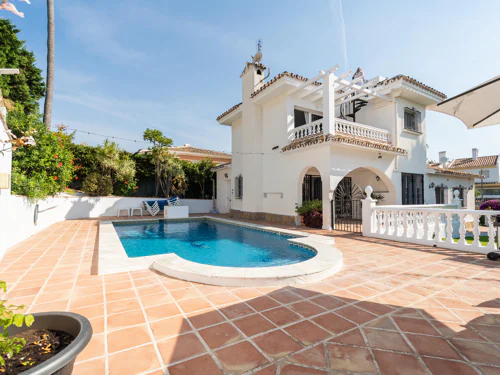 Villa for sale in Calahonda, Mijas Costa