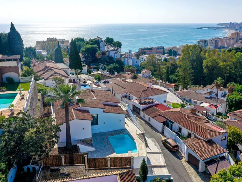 Villa for sale in Torreblanca, Fuengirola
