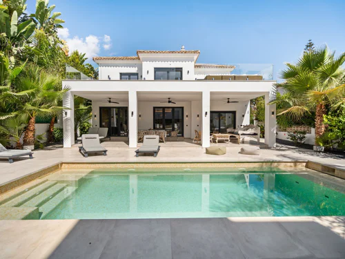 Villa for sale in Marbesa, Marbella East