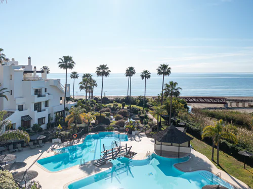 Apartment for sale in Beach Side New Golden Mile, Estepona East