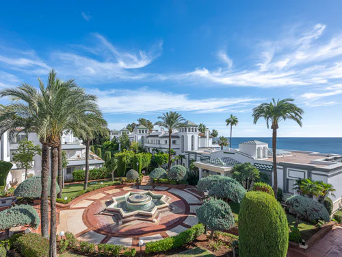 Penthouse for sale in Estepona