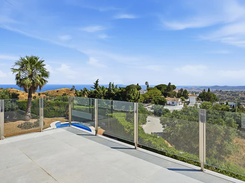 Villa for sale in Mijas