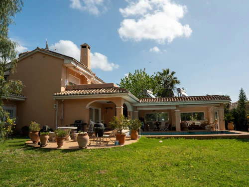 Villa for sale in Elviria, Marbella East