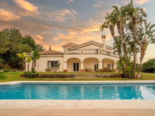 Villa for sale in Sotogrande