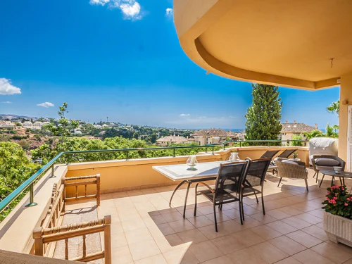 Ground Floor Apartment for sale in Elviria, Marbella East