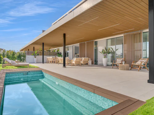 Apartment for sale in Marbella East