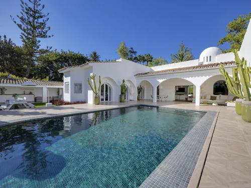 Villa for sale in Guadalmina Alta, San Pedro de Alcantara