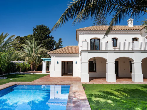 Villa for sale in Guadalmina Baja, San Pedro de Alcantara