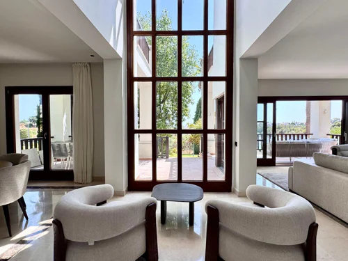 Villa for sale in Marbella Golden Mile