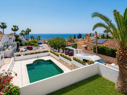Villa for sale in La Capellania, Benalmadena