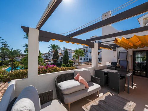 Apartment for sale in Nueva Andalucia, Marbella