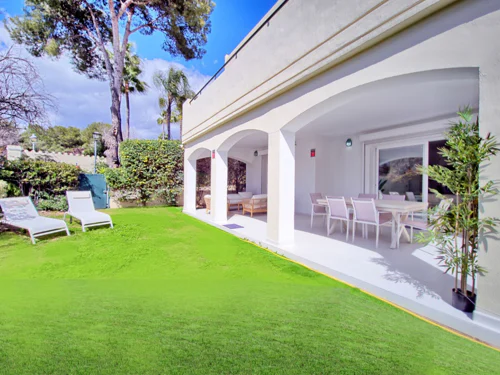 Apartment for sale in Cabopino, Marbella East