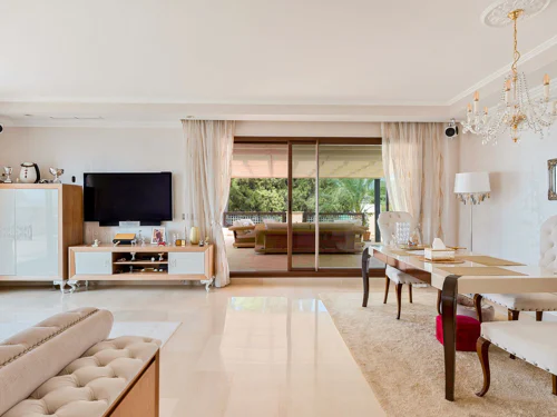 Penthouse for sale in Nueva Andalucia, Marbella