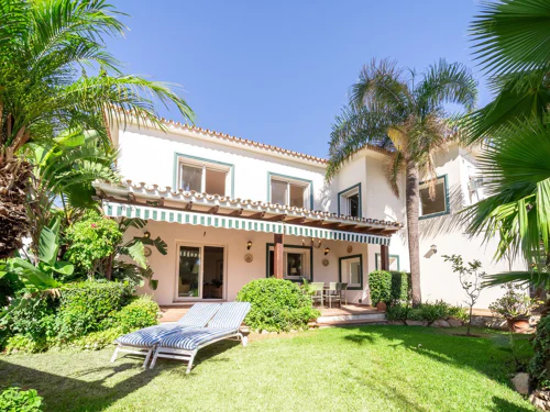Villa for sale in Marbesa, Marbella East