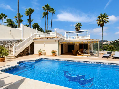 Villa for sale in Elviria, Marbella East