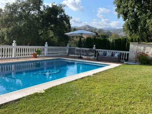 Villa for sale in Elviria, Marbella East