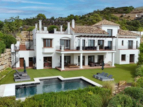 Andalusian villa with panoramic sea and mountain views in Monte Mayor, Benahavís