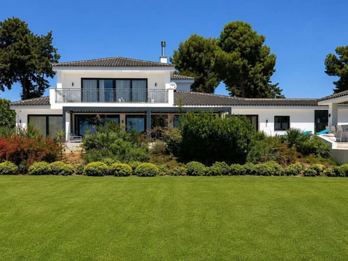 Villa for sale in Sotogrande