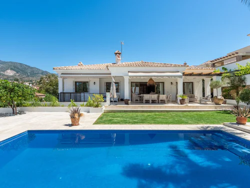 Villa for sale in Marbella