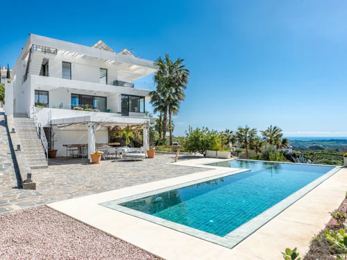 Villa for sale in Mijas