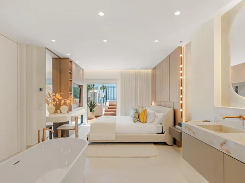 Penthouse for sale in Bahía del Velerín, Estepona East