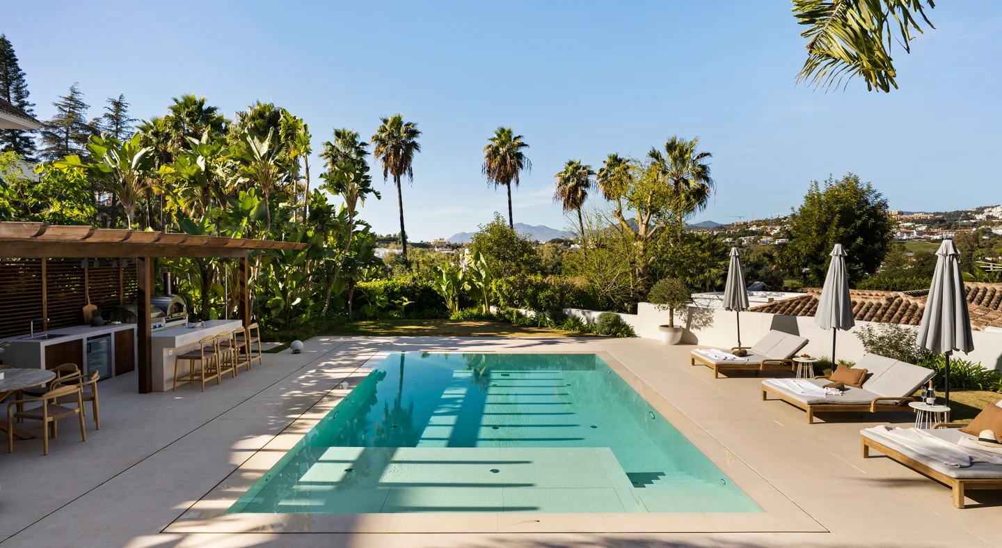 Villa for sale in Nueva Andalucia, Marbella