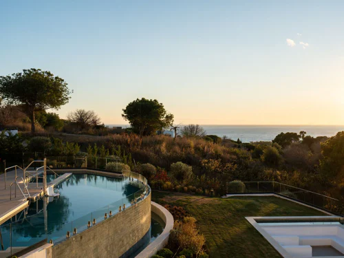 Apartment for sale in Artola, Marbella East