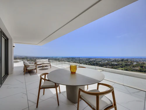 Apartment for sale in Byu Hills, Benahavis