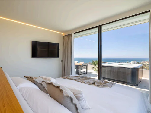 Penthouse for sale in El Higueron, Fuengirola