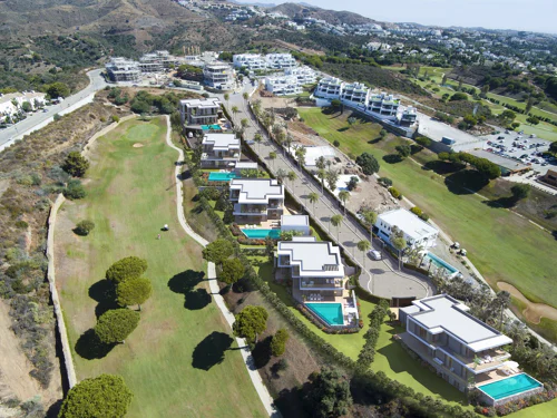 Villa for sale in Marbella East