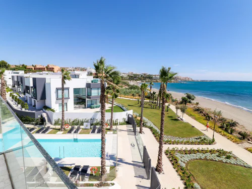 Town House for sale in Estepona