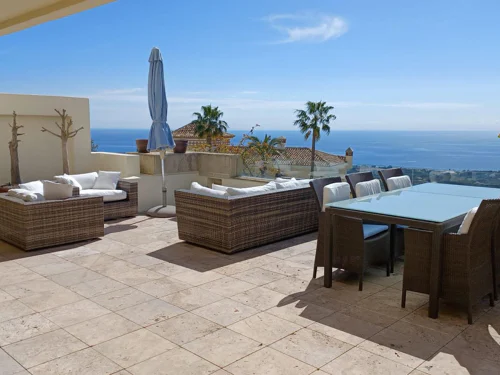 Penthouse for sale in Los Altos de los Monteros, Marbella East