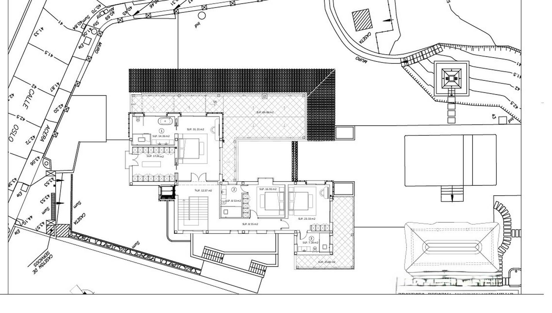 Villa de Lujo Renovada en el Prestigioso Las Brisas, Nueva Andalucía