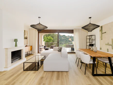 3 Bedroom Townhouses in Estepona – Ready to move in