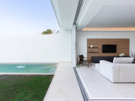 NARA MARBELLA: Exclusive development of 8 luxury villas in Valdeolletas, Marbella, with private pool and sea views