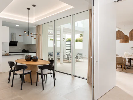 NARA MARBELLA: Exclusive development of 8 luxury villas in Valdeolletas, Marbella, with private pool and sea views