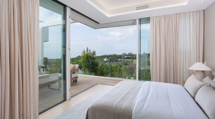 NARA MARBELLA: Exclusive development of 8 luxury villas in Valdeolletas, Marbella, with private pool and sea views