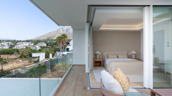 NARA MARBELLA: Exclusive development of 8 luxury villas in Valdeolletas, Marbella, with private pool and sea views