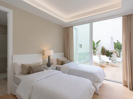 NARA MARBELLA: Exclusive development of 8 luxury villas in Valdeolletas, Marbella, with private pool and sea views